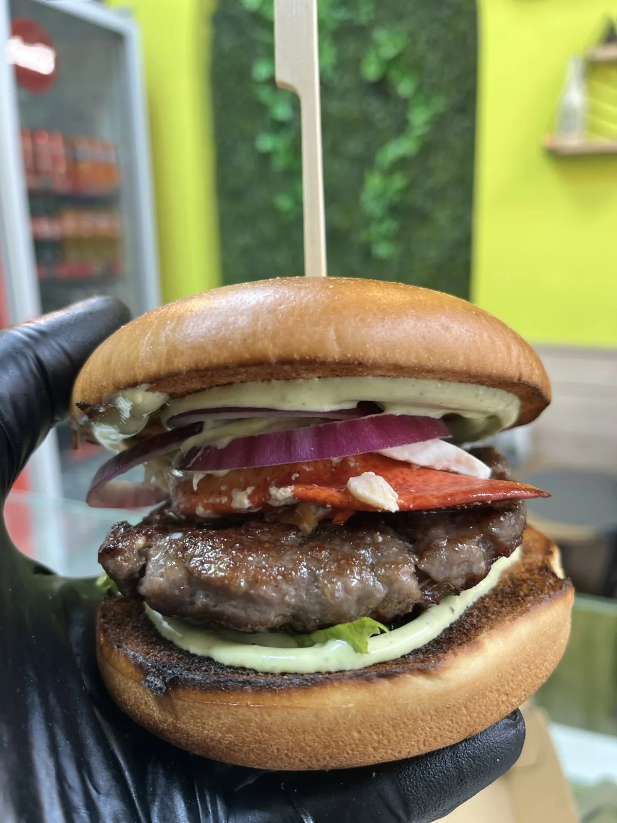 Зверски бургер